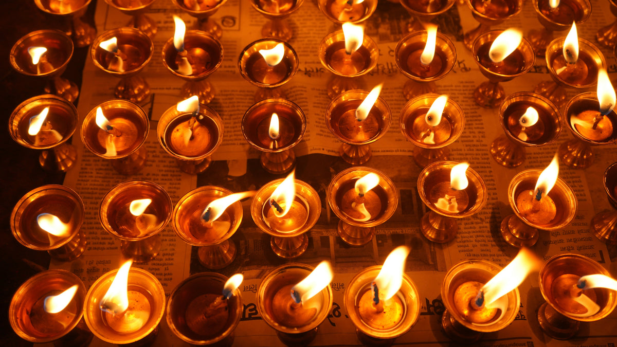 Traditional Brass Diya – Puja Oil Lamp for Aarti & Festivals – पितल दियो